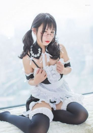 欧美尹人色香蕉_蓝光高清在线观看