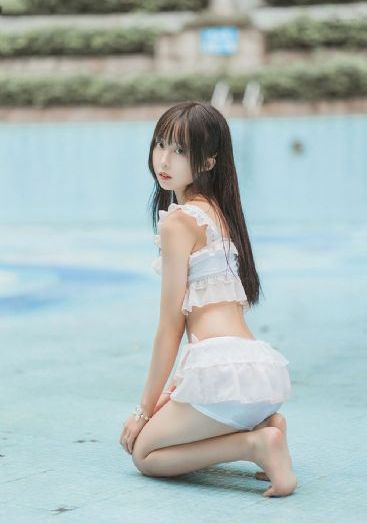 亚洲天堂青青草av_高清字幕版在线播放
