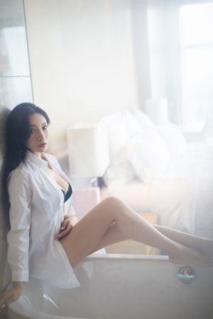 亚洲欧美综合图一图二_高清高清迅雷在线观看