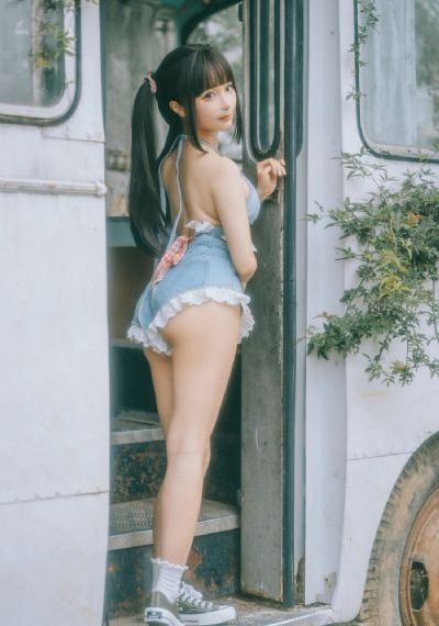 国产防晒喷雾哪个好_4K在线观看