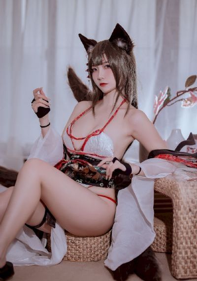 动漫c黄扒衣服做小电影_高清电影-免费完整版