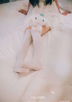 欧美黑白头像高清大图_超清高清迅雷在线观看