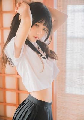 欧美大衣街拍品牌图片_4K电影在线观看
