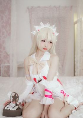 欧美一级裸舞片_720完整版观看