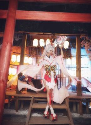 欧美情趣吊带袜套装_欧美在线观看