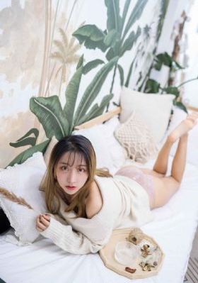 国产丝袜模特_剧情片免费在线播放